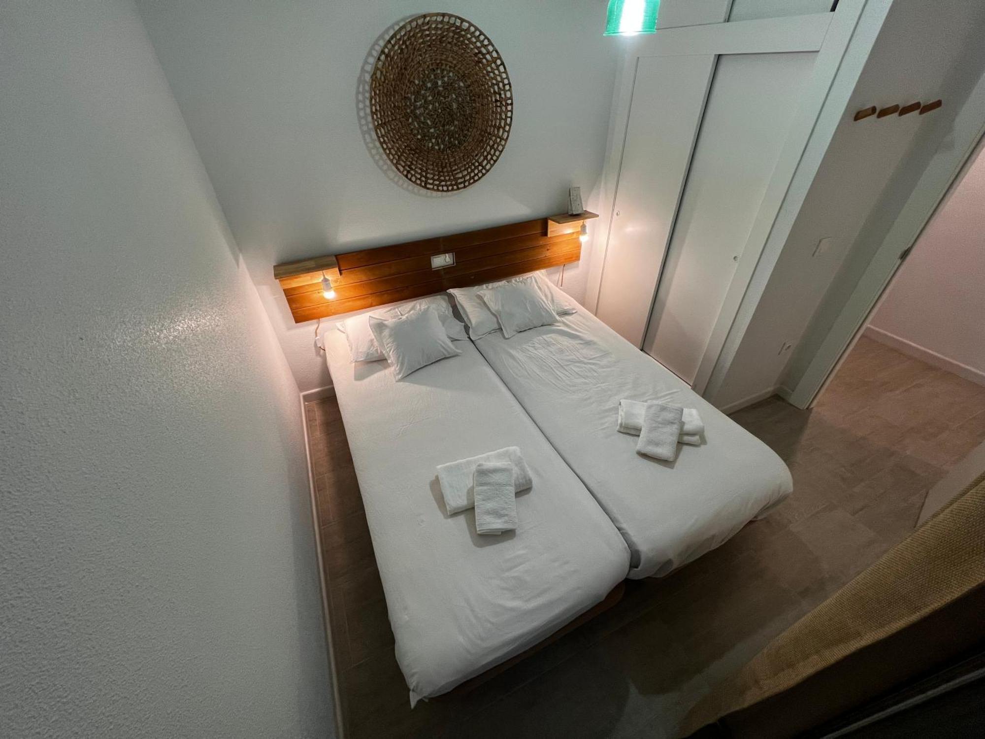 Costa Este Apartments - ตอร์เรเวียคา ภายนอก รูปภาพ
